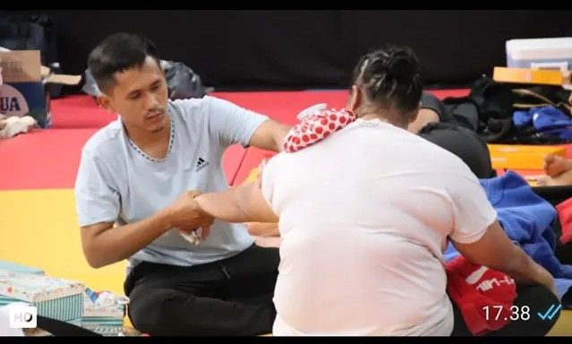 Arif Rifai Zakiuddin, Masseur Cedera Olahraga yang Setia Mendampingi Atlet Lampung di PON Beladiri 2025