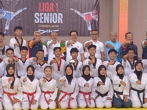 Riagus Ria Buka Liga 1 Senior Taekwondo Lampung 2025